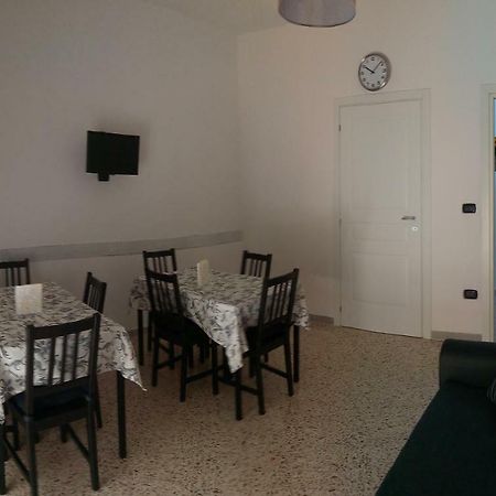 B&B Malaga Salerno Ngoại thất bức ảnh